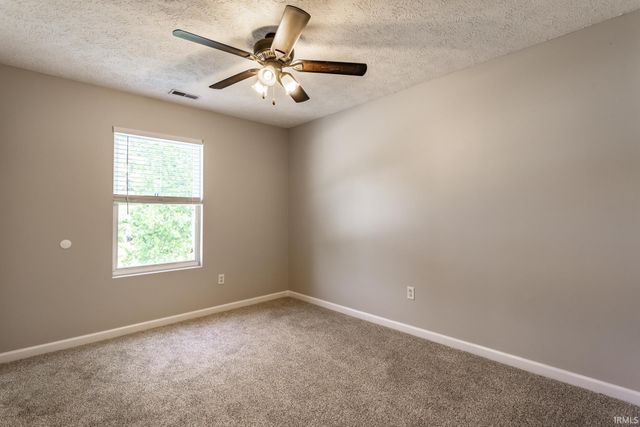 866 E Meadowlands Drive, Ellettsville, IN 47429