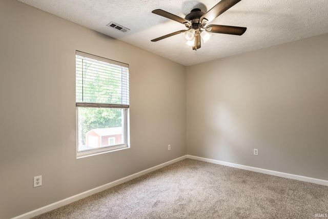 866 E Meadowlands Drive, Ellettsville, IN 47429
