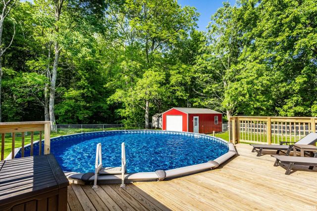 866 E Meadowlands Drive, Ellettsville, IN 47429