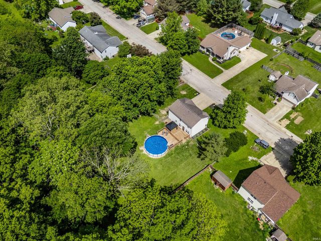 866 E Meadowlands Drive, Ellettsville, IN 47429