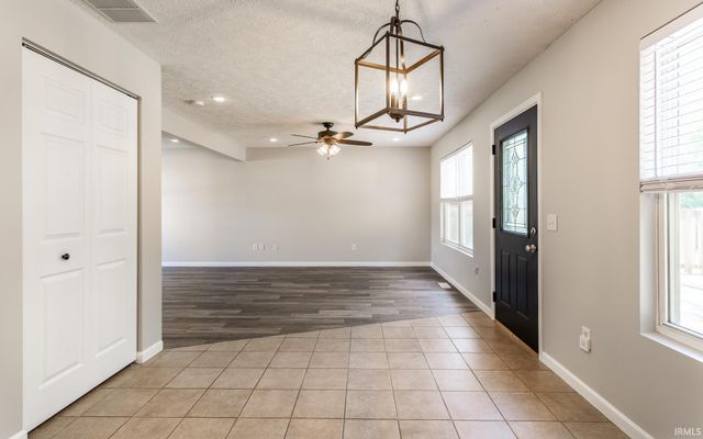 866 E Meadowlands Drive, Ellettsville, IN 47429