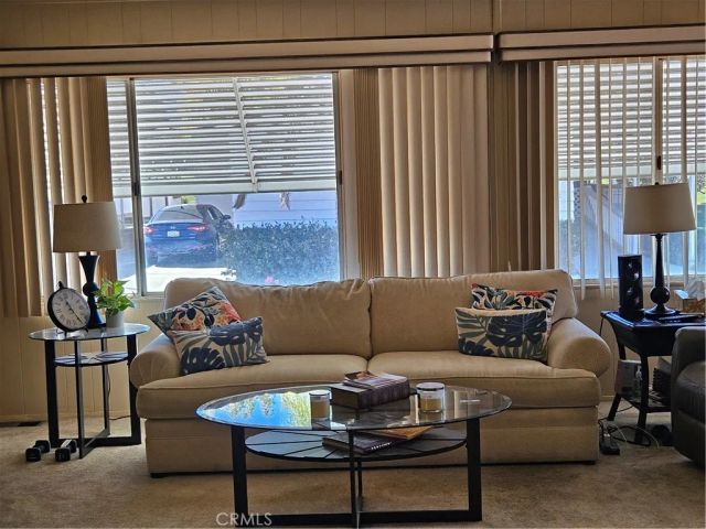 1387 Thornwood, Corona, CA 92882