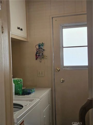 1387 Thornwood, Corona, CA 92882