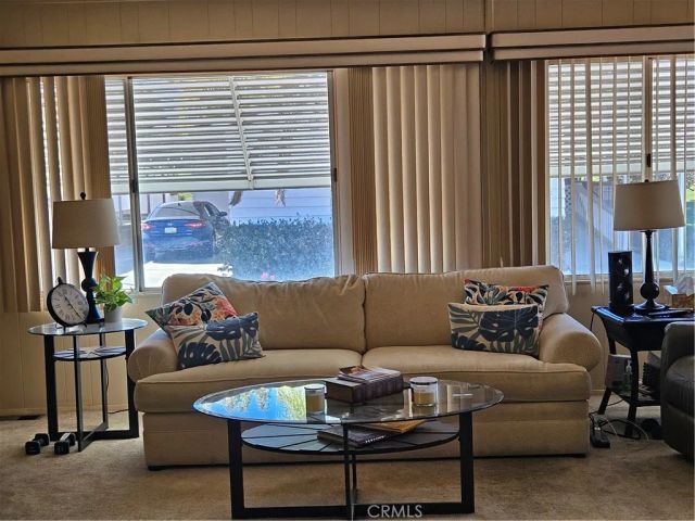 1387 Thornwood, Corona, CA 92882