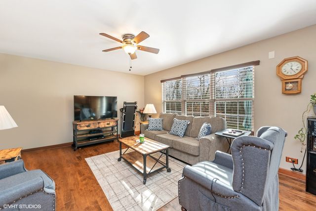 11061 Bayou Court, Huntley, IL 60142