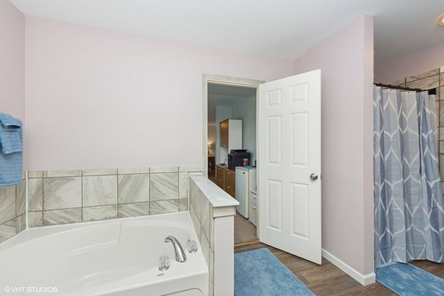 11061 Bayou Court, Huntley, IL 60142