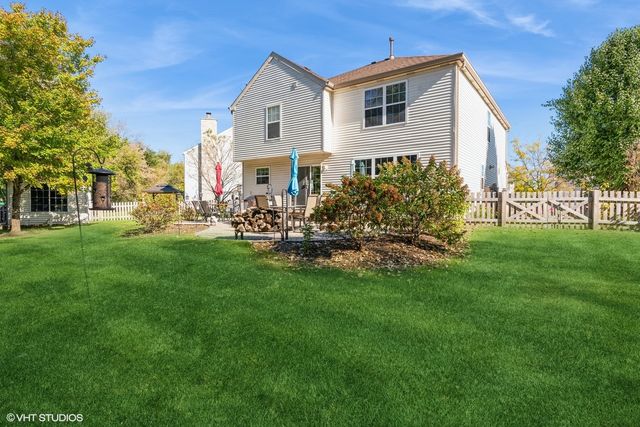 11061 Bayou Court, Huntley, IL 60142