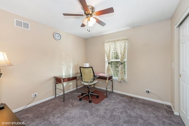 11061 Bayou Court, Huntley, IL 60142