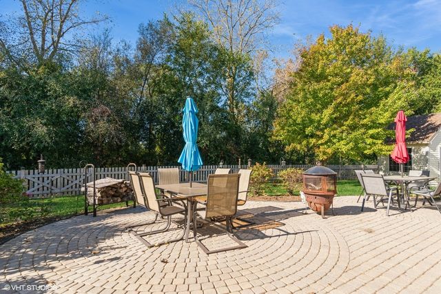 11061 Bayou Court, Huntley, IL 60142