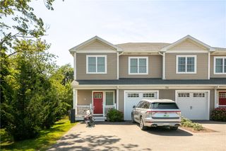 314 Chases Way A, Middletown, RI 02842