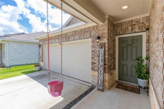 24714 Crimson Pine Drive, Houston, TX 77336