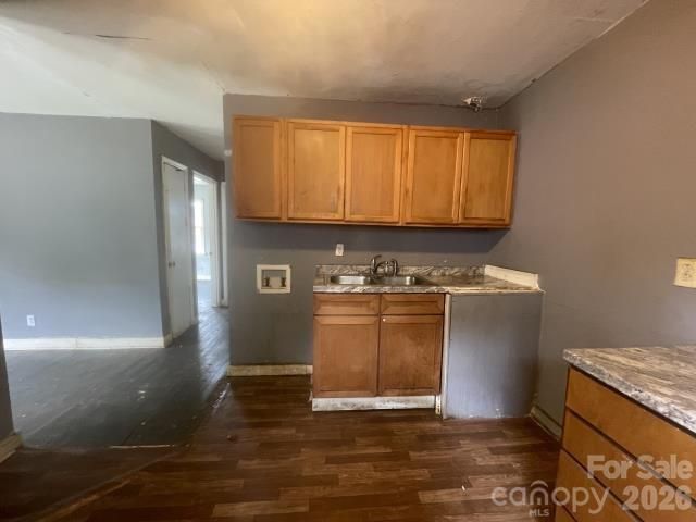 2600 Remington Street, Charlotte, NC 28216