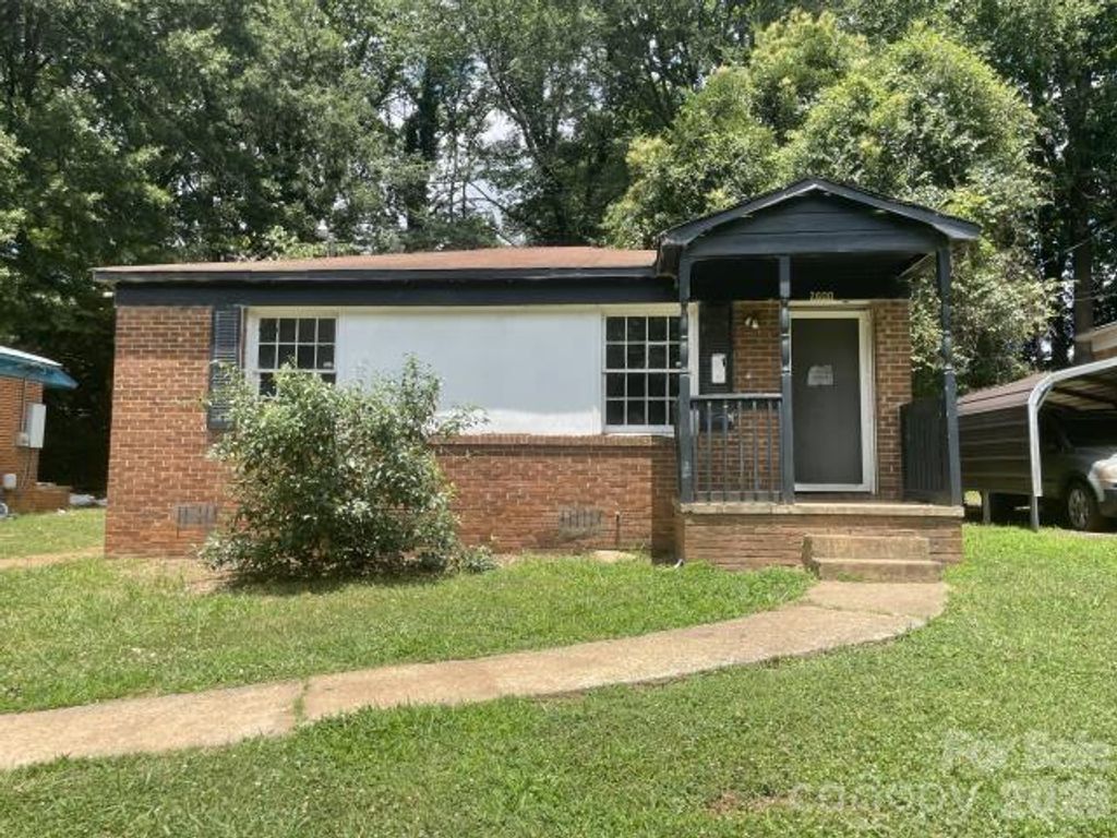 2600 Remington Street, Charlotte, NC 28216