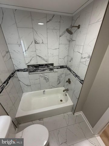 1022 20 N, Camden, NJ 08105