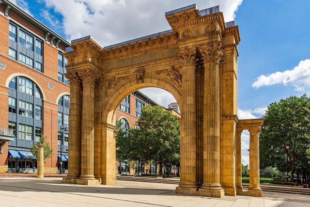 250 W Spring Street, 724, Columbus, OH 43215