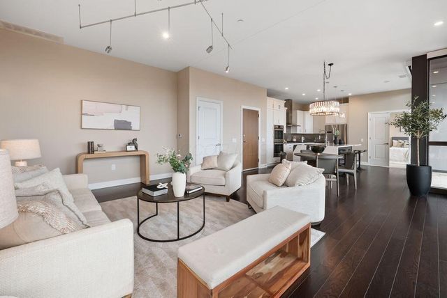 250 W Spring Street, 724, Columbus, OH 43215