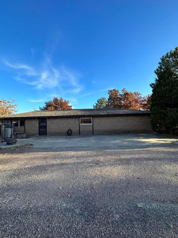 711 Gibner Drive, Spearman, TX 79081
