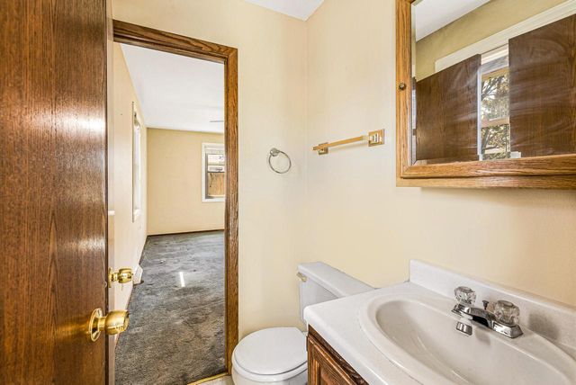 9617 Grayce DRIVE, Sturtevant, WI 53177
