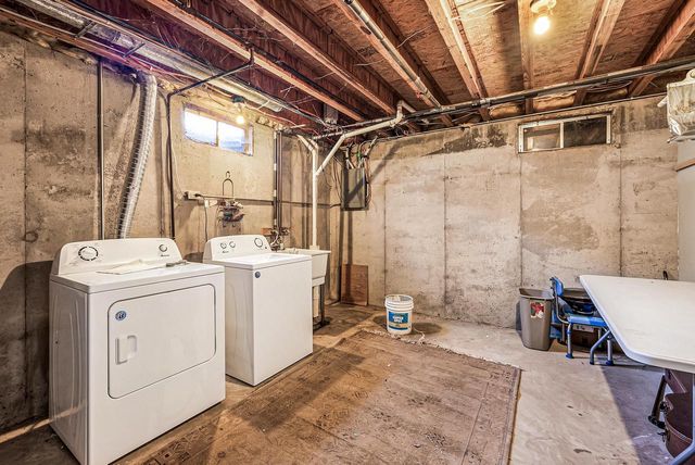 9617 Grayce DRIVE, Sturtevant, WI 53177