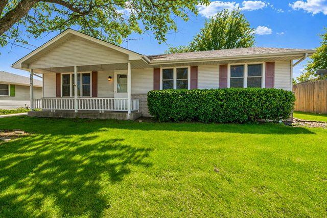 9617 Grayce DRIVE, Sturtevant, WI 53177