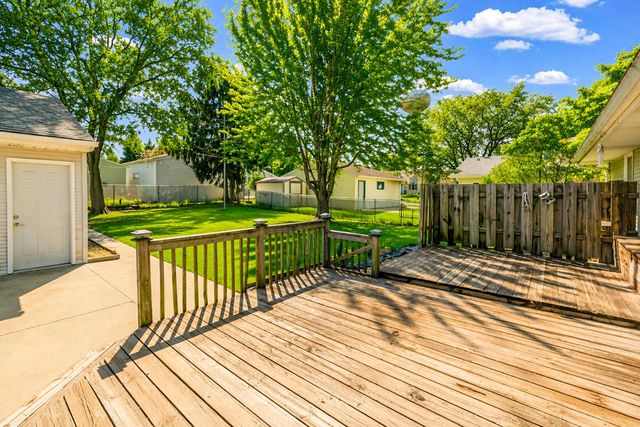 9617 Grayce DRIVE, Sturtevant, WI 53177