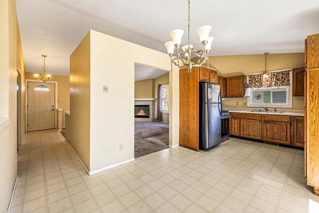 9617 Grayce DRIVE, Sturtevant, WI 53177