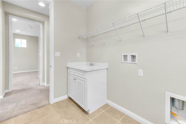 6130 Snapdragon, Eastvale, CA 92880