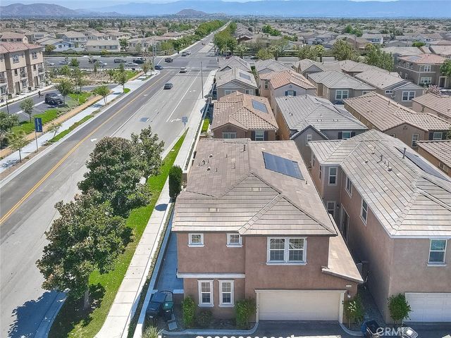6130 Snapdragon, Eastvale, CA 92880