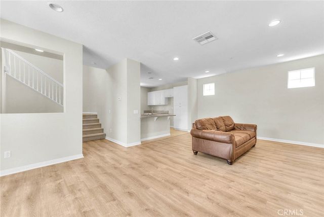 6130 Snapdragon, Eastvale, CA 92880