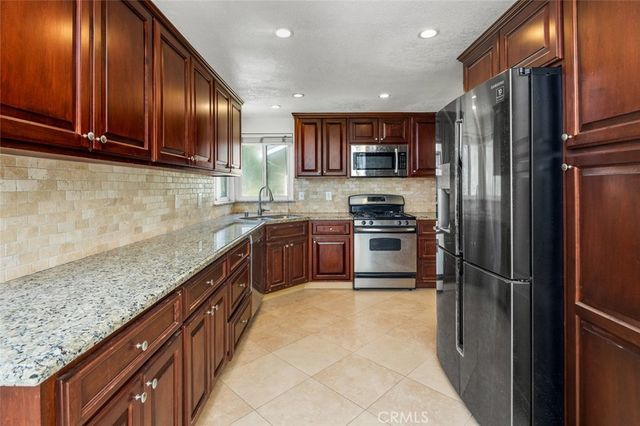 24162 Okeechobee Lane, Lake Forest, CA 92630