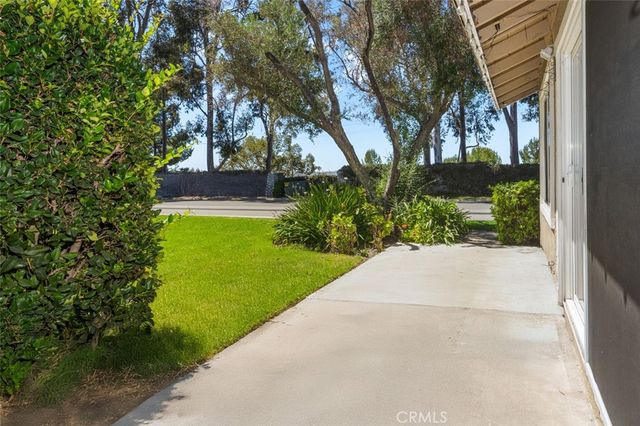 24162 Okeechobee Lane, Lake Forest, CA 92630