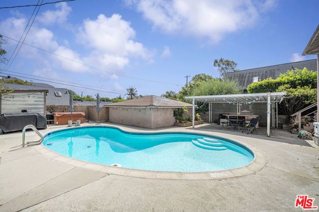 3730 Wasatch Avenue, Los Angeles, CA 90066