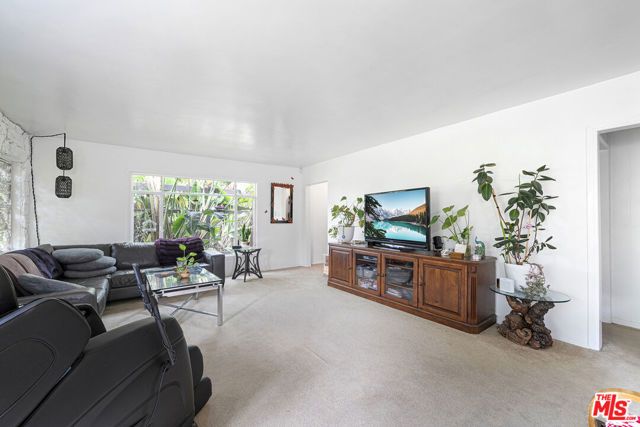 3730 Wasatch Avenue, Los Angeles, CA 90066