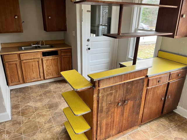 2030 Broadway Street, Anderson, IN 46012