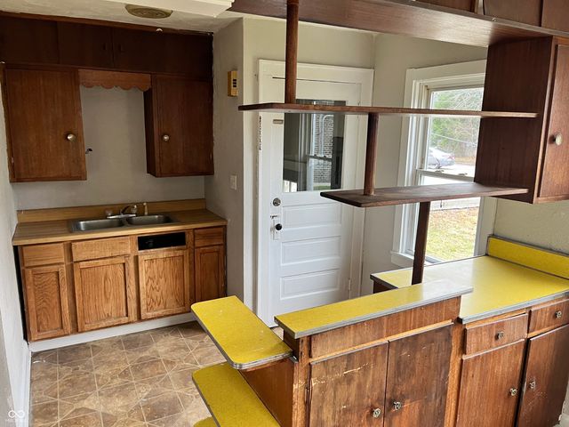 2030 Broadway Street, Anderson, IN 46012