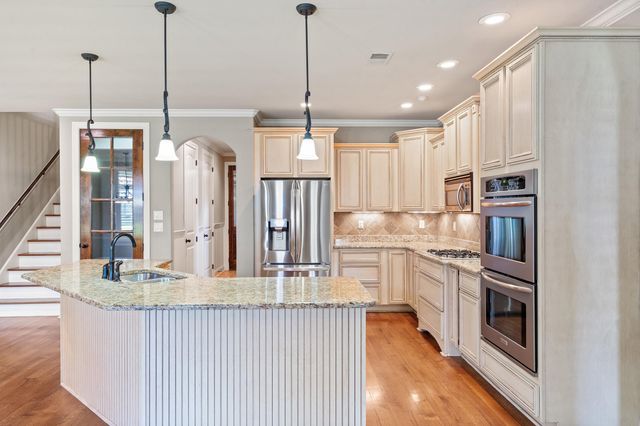 5245 SWITCHGRASS CV, Lakeland, TN 38002