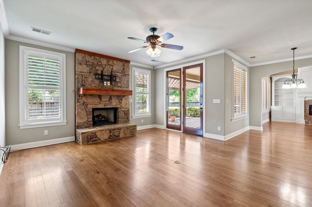 5245 SWITCHGRASS CV, Lakeland, TN 38002