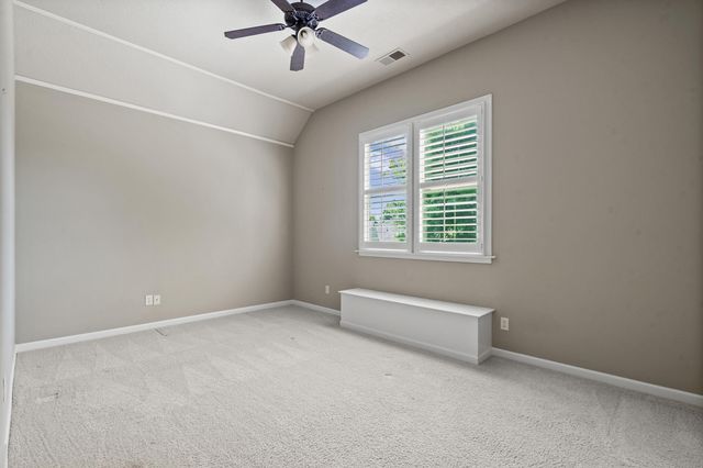 5245 SWITCHGRASS CV, Lakeland, TN 38002