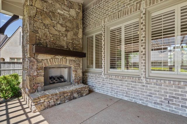 5245 SWITCHGRASS CV, Lakeland, TN 38002