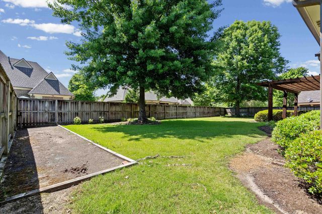 5245 SWITCHGRASS CV, Lakeland, TN 38002