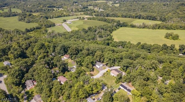 26 Cedar Tree Trl, Wantage Twp., NJ 07461