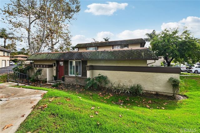 26322 Via Roble, Mission Viejo, CA 92691