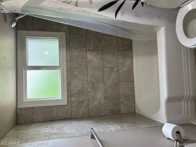 21910 Dante Street, Oak Park, MI 48237