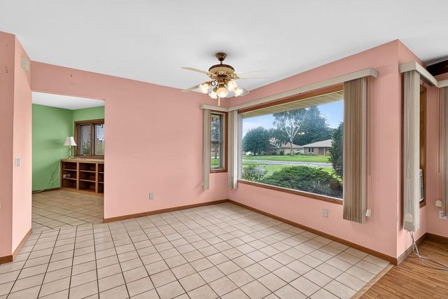 302 S Franklin Street, Verona, WI 53593