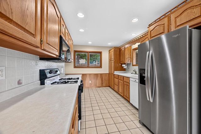 302 S Franklin Street, Verona, WI 53593