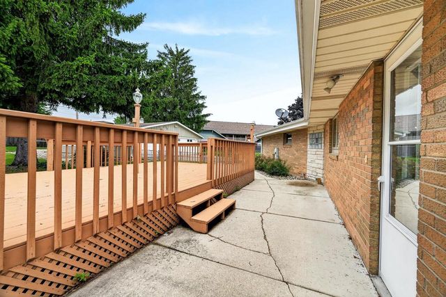302 S Franklin Street, Verona, WI 53593