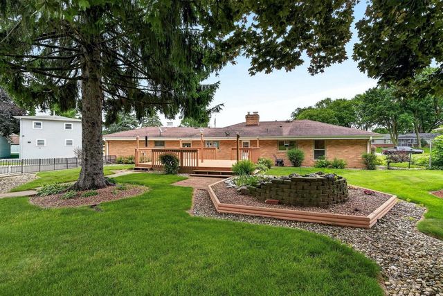 302 S Franklin Street, Verona, WI 53593