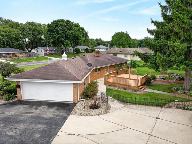 302 S Franklin Street, Verona, WI 53593