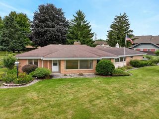 302 S Franklin Street, Verona, WI 53593