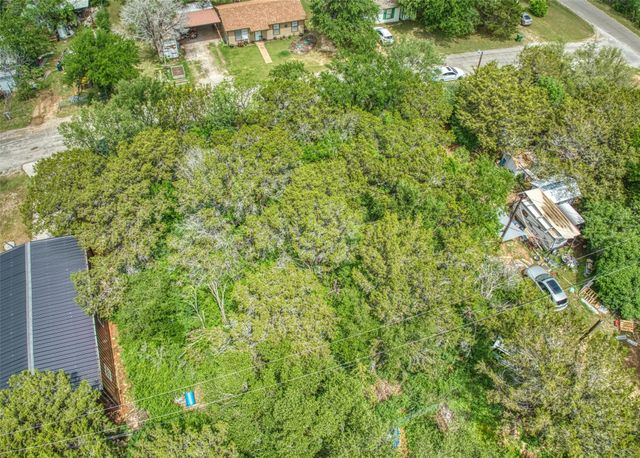 2721 Walnut Street, Granbury, TX 76048